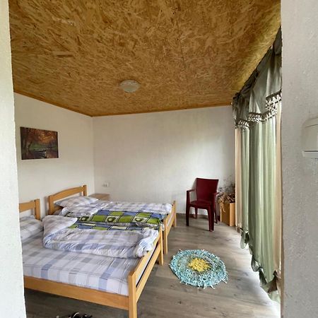 GusinjeOazaa Retreat别墅 外观 照片