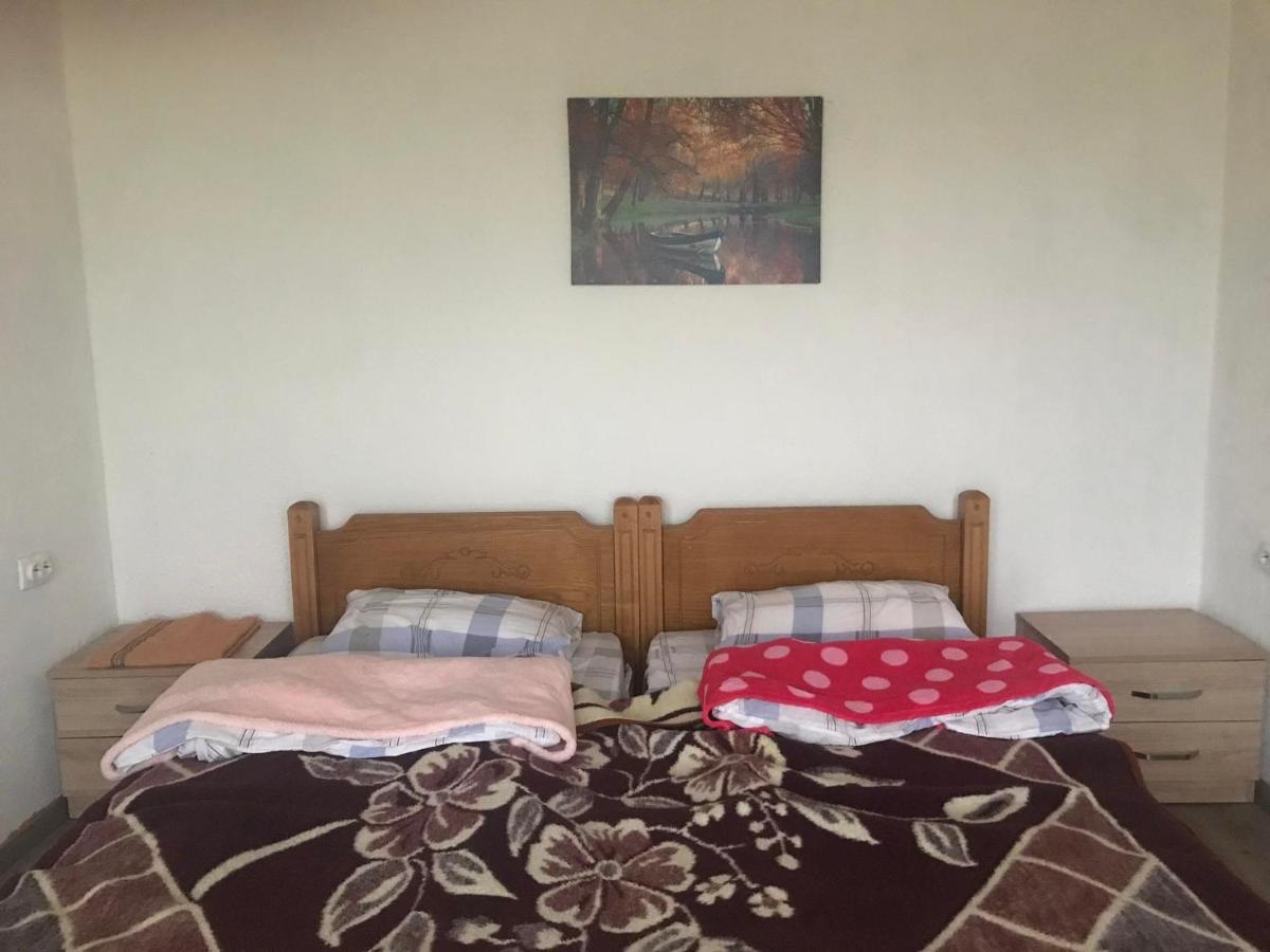 GusinjeOazaa Retreat别墅 外观 照片